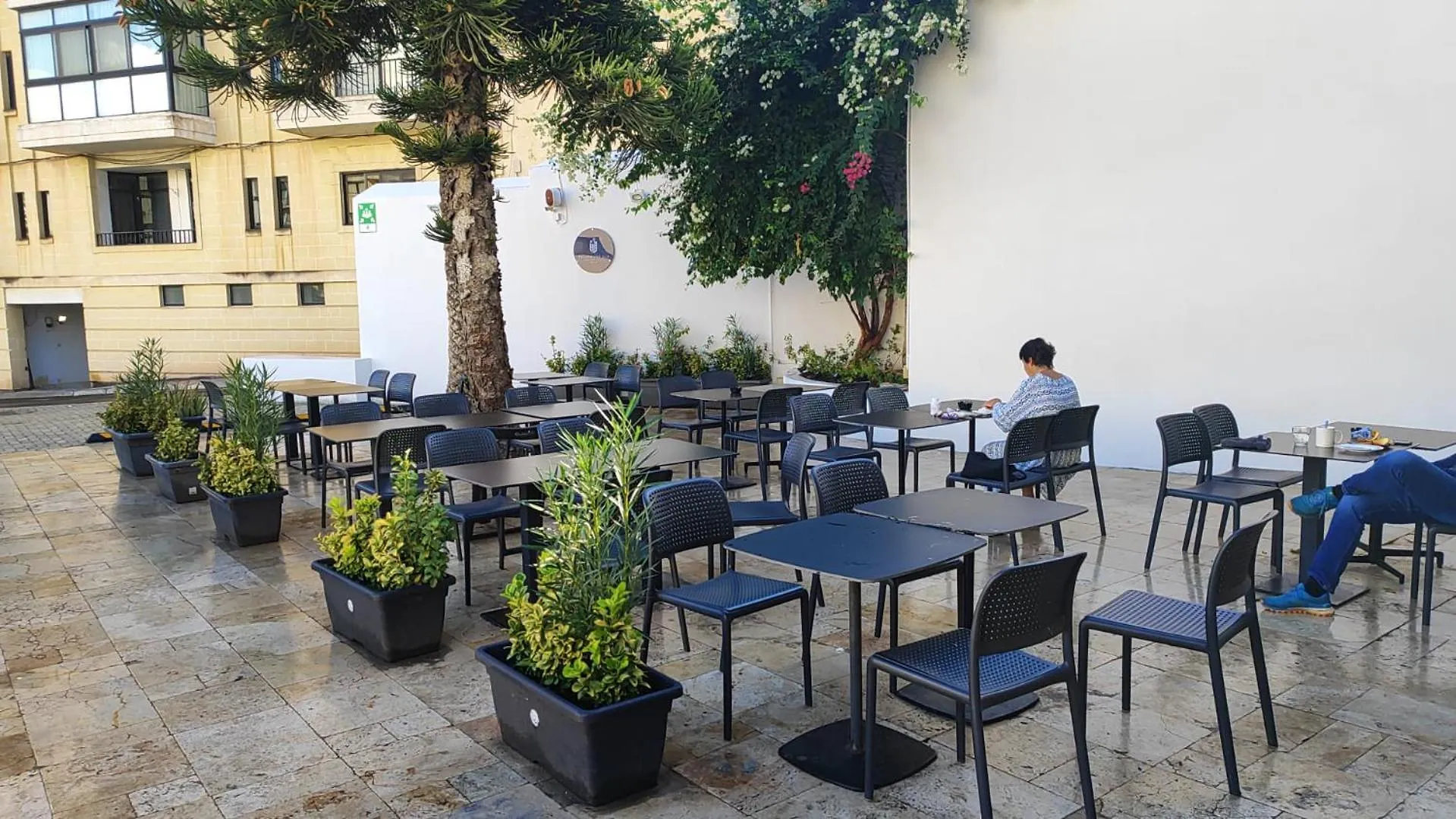Follow The Sun Boutique Hostel - Pool, Breakfast & Sea Views Сент Джулианс 0*,