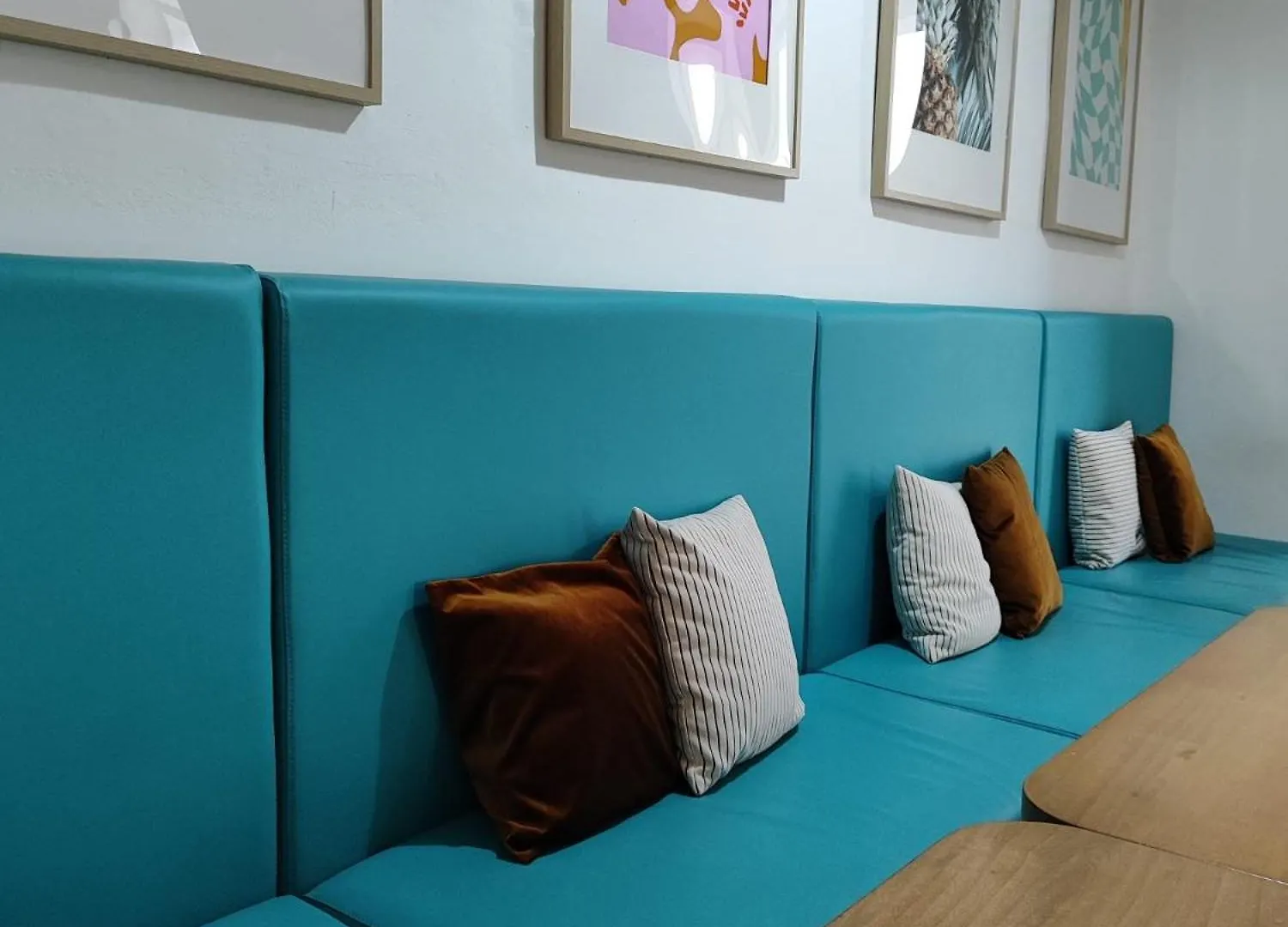 Follow The Sun Boutique Hostel - Pool, Breakfast & Sea Views San Julián