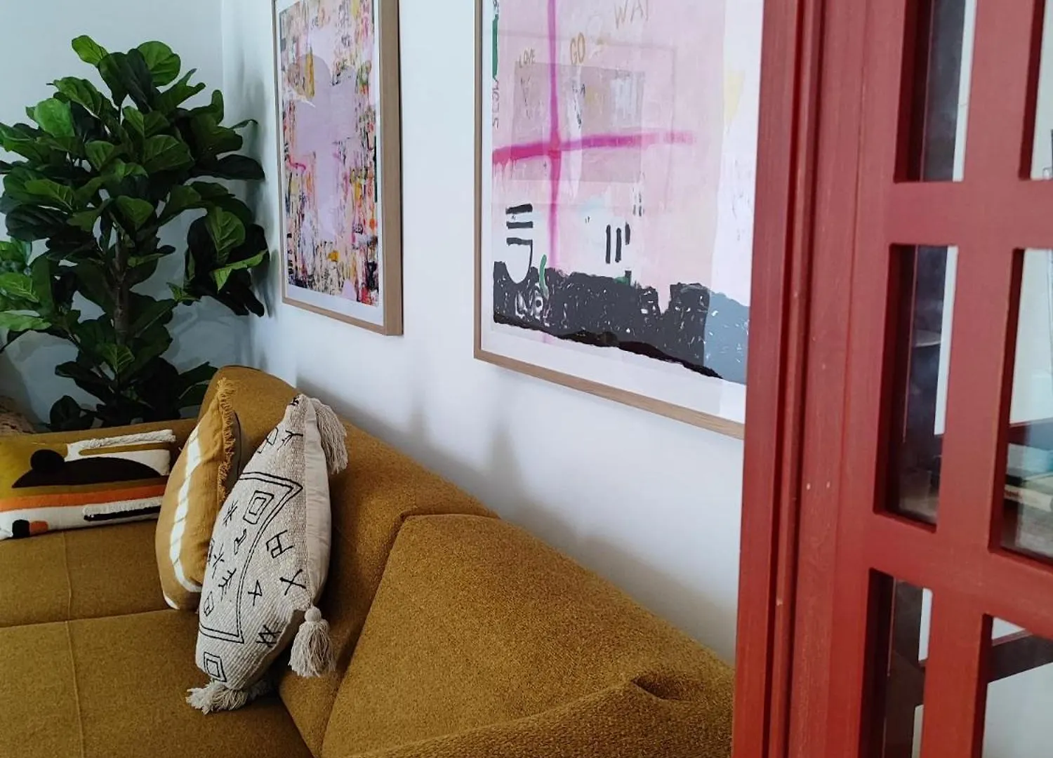 Follow The Sun Boutique Hostel - Pool, Breakfast & Sea Views San Julián