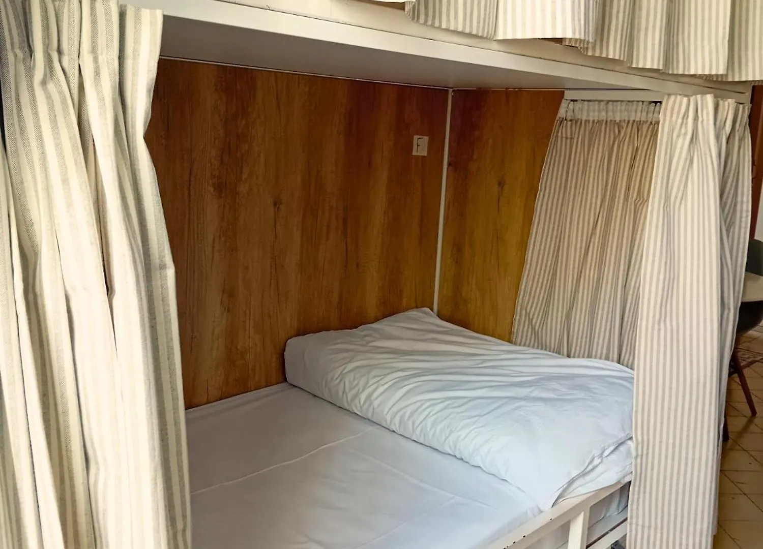 Follow The Sun Boutique Hostel - Pool, Breakfast & Sea Views Saint Julian's