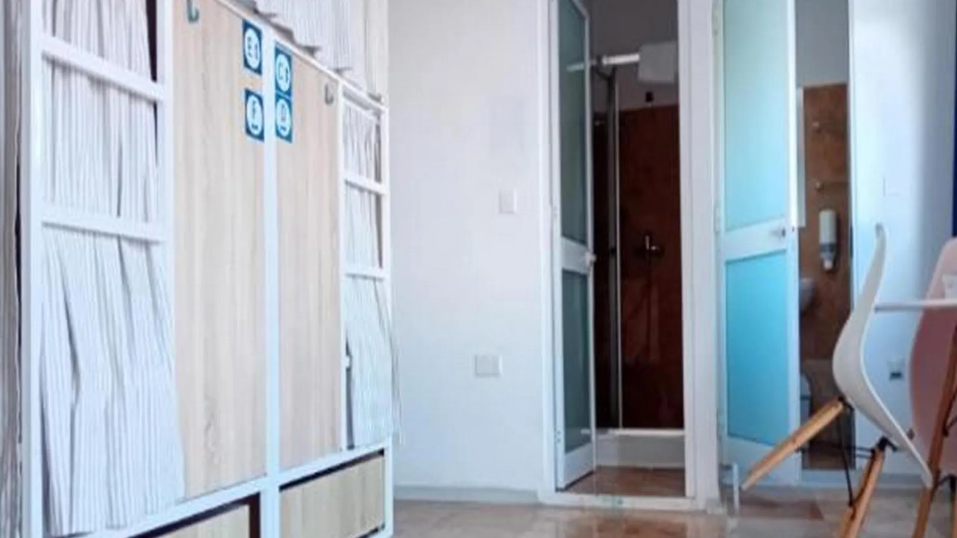 Follow The Sun Boutique Hostel - Pool, Breakfast & Sea Views San Julián