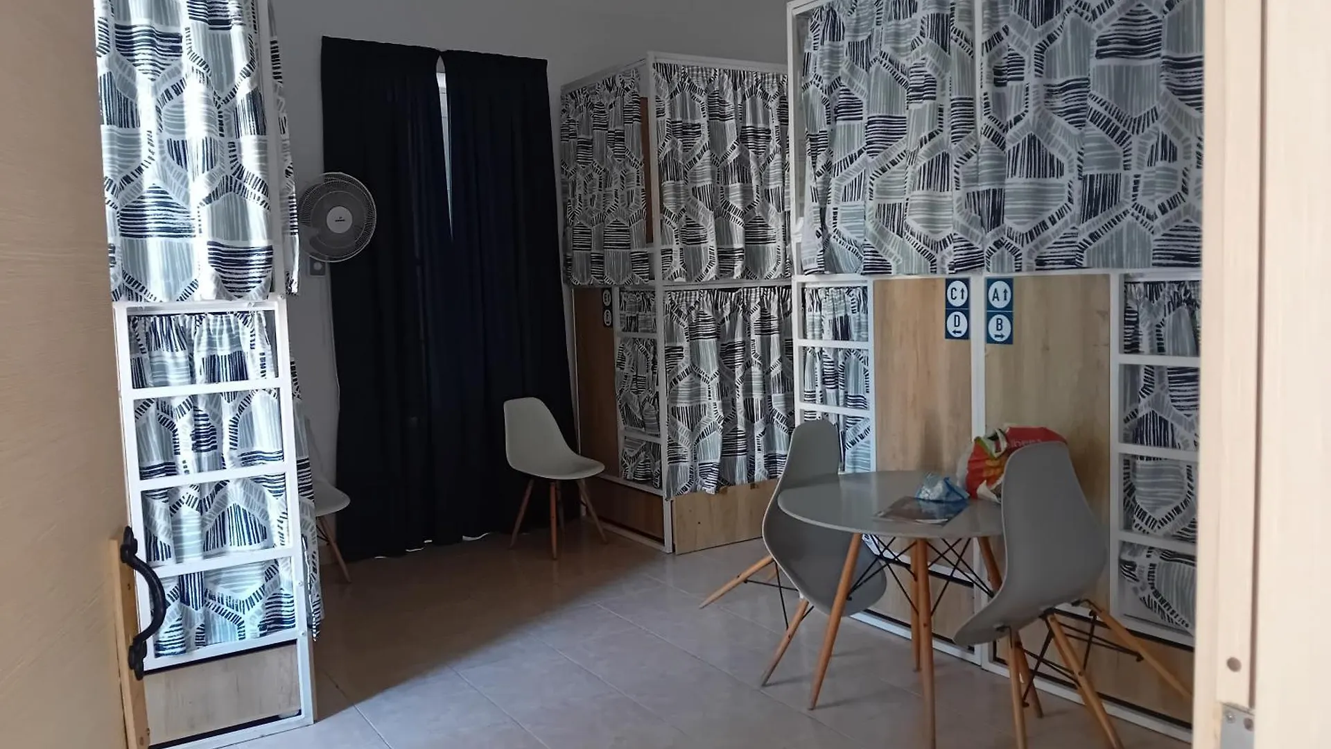 Follow The Sun Boutique Hostel - Pool, Breakfast & Sea Views San Julián